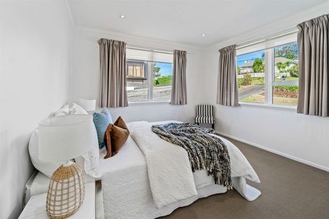 Photo of property in 1/23 Bond Crescent, Forrest Hill, Auckland, 0620