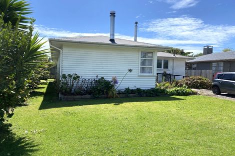 Photo of property in 135 Brougham Street, Westport, 7825