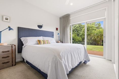 Photo of property in 127 Highland Drive, Acacia Bay, Taupo, 3385