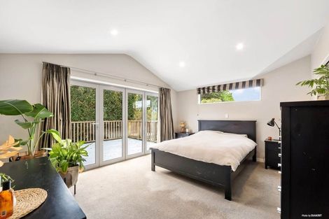 Photo of property in 2/293 Albany Highway, Rosedale, Auckland, 0632