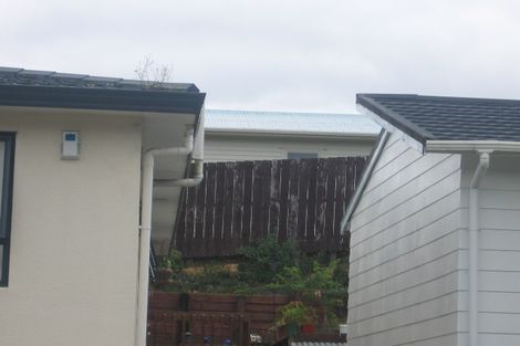 Photo of property in 8a Garner Place, Glenfield, Auckland, 0629