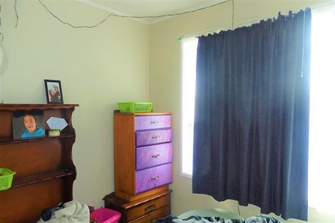 Photo of property in 19 Virgo Place, Glen Eden, Auckland, 0602