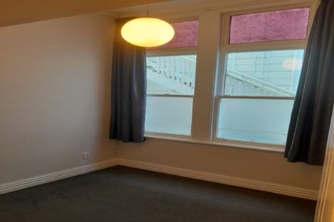 Photo of property in 48-50 Porritt Avenue, Mount Victoria, Wellington, 6011
