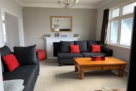 Photo of property in 6 Wood Street, Takaro, Palmerston North, 4410