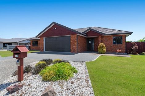 Photo of property in 10 Owhatiura Drive, Lynmore, Rotorua, 3010