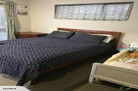 Photo of property in 17b Scotstoun Place, Glen Eden, Auckland, 0602