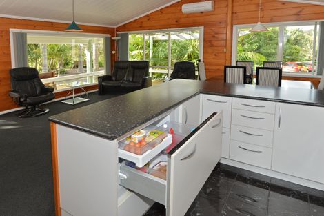 Photo of property in 17 Karaka Drive, Kerikeri, 0230