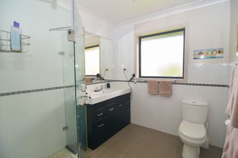 Photo of property in 19 Carrington Drive, Carterton, 5713