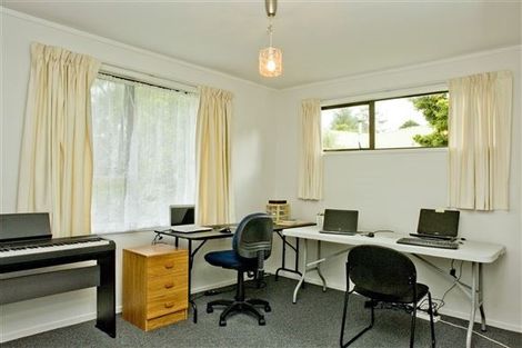 Photo of property in 19 Benita Place, Sunnyvale, Auckland, 0612