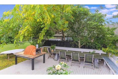 Photo of property in 8 Youngs Road, Papakura, 2110