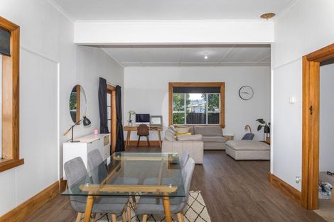 Photo of property in 5 Alexandra Street, Dannevirke, 4930