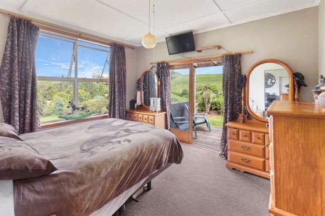 Photo of property in 679 Stanley Road, Te Popo, Stratford, 4394