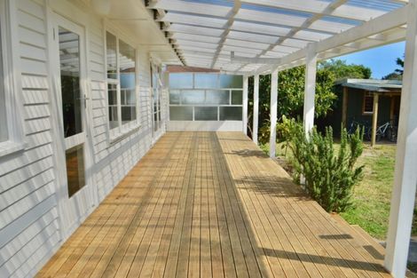 Photo of property in 7 Temuera Street, Otaki, 5512