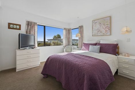 Photo of property in 2/161 Stredwick Drive, Torbay, Auckland, 0630