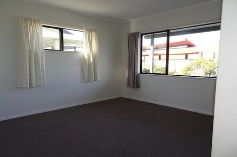 Photo of property in 114 Duchess Crescent, Mayfair, Hastings, 4122