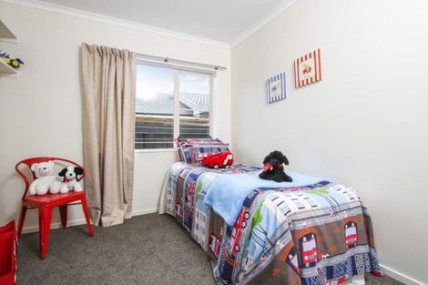 Photo of property in 5 Parkridge Way, Henderson, Auckland, 0612