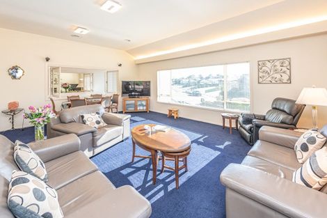 Photo of property in 12 Suffolk Drive, Otamatea, Whanganui, 4500