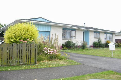 Photo of property in 10a Cargill Avenue, Feilding, 4702