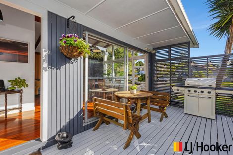 Photo of property in 23 Kahurangi Place, Hillpark, Auckland, 2102