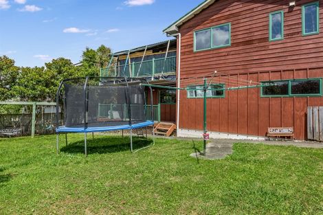 Photo of property in 21 Molyneux Close, Whitby, Porirua, 5024