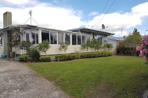 Photo of property in 2 Jeanette Street, Glenview, Hamilton, 3206