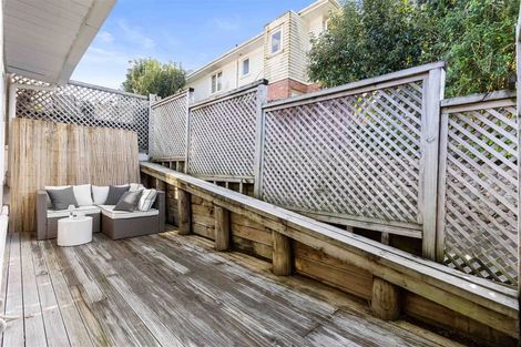 Photo of property in 1/23 Lake Road, Northcote, Auckland, 0627