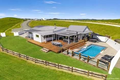 Photo of property in 198 Biddle Road, Wellsford, 0973