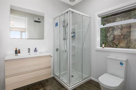 Photo of property in 22 Kowhai Street, Eastbourne, Lower Hutt, 5013