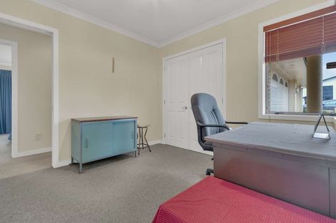 Photo of property in 82 Rototuna Road, Rototuna, Hamilton, 3210