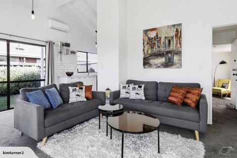 Photo of property in 3a Compton Place, Mount Maunganui, 3116