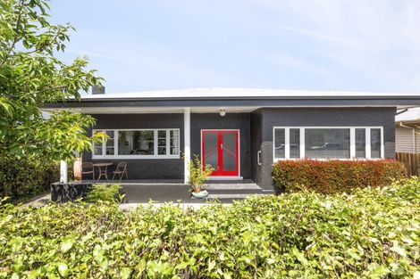 Photo of property in 1111a Heretaunga Street East, Parkvale, Hastings, 4122