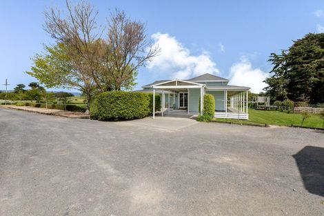 Photo of property in 63 Oparatai Road, Mangatainoka, Pahiatua, 4982