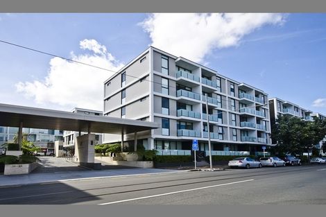 Photo of property in Halsey Apartments At Lighter Quay, 516/77 Halsey Street, Auckland Central, Auckland, 1010