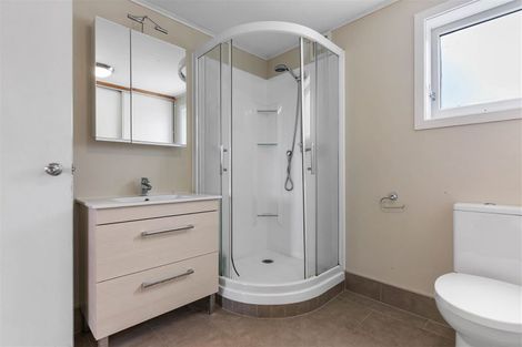 Photo of property in 22 Juniper Road, Sunnynook, Auckland, 0620