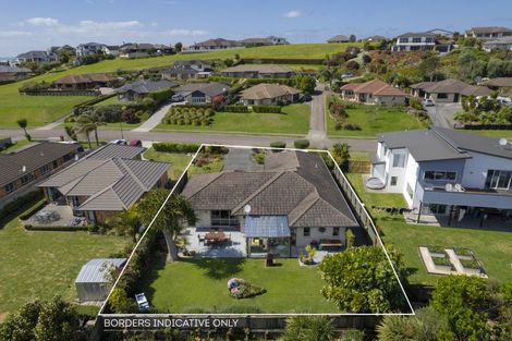 Photo of property in 10 Haden Place, Omokoroa, 3114