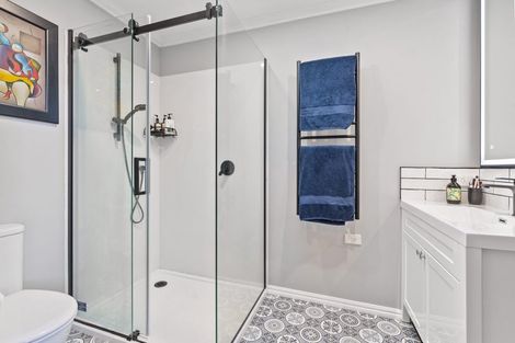 Photo of property in 5 Anzac Road, Morningside, Whangarei, 0110