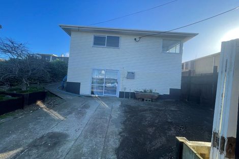 Photo of property in 77 Mould Street, Waitara, 4320
