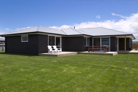 Photo of property in 6 Barbary Close, Wharewaka, Taupo, 3330