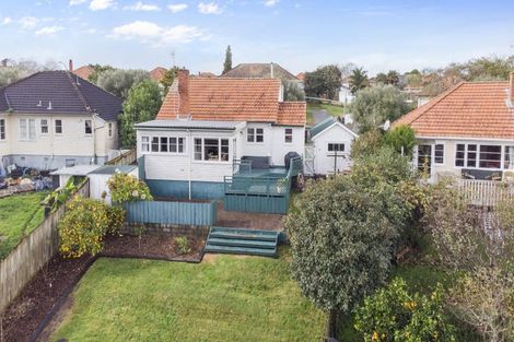 Photo of property in 27 Bledisloe Terrace, Hamilton East, Hamilton, 3216