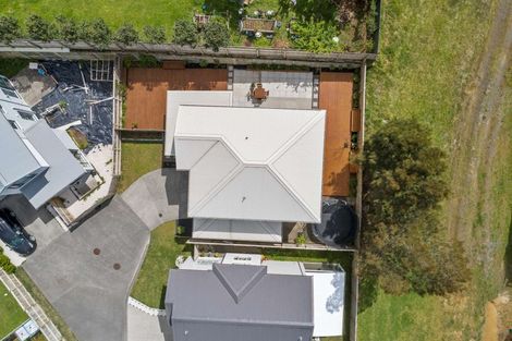 Photo of property in 24 William Wallbank Crescent, Swanson, Auckland, 0614