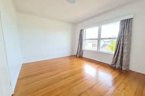 Photo of property in 3/18 East Coast Road, Milford, Auckland, 0620