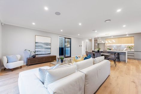 Photo of property in 51 Kumukumu Road, Long Bay, Auckland, 0630