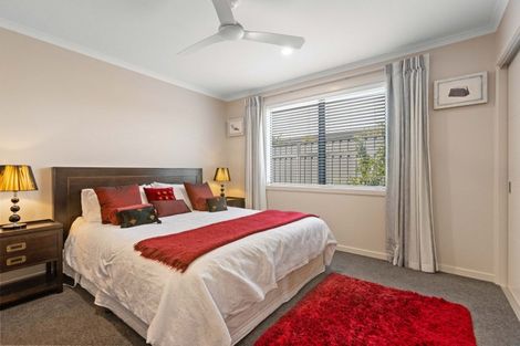 Photo of property in 18 Sunhaven Cove, Cromwell, 9310