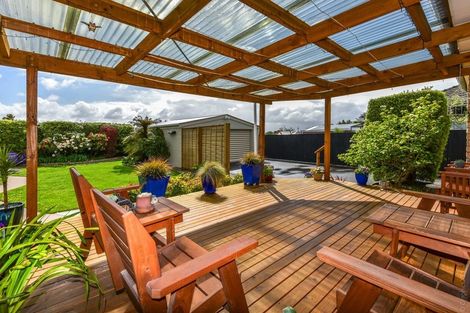 Photo of property in 35 Woodgrove Avenue, North New Brighton, Christchurch, 8083