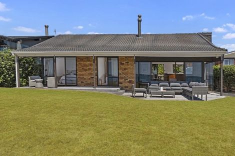 Photo of property in 9 Kohu Street, Orewa, 0931