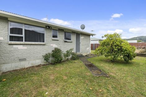 Photo of property in 34a Matthews Road, Wainuiomata, Lower Hutt, 5014