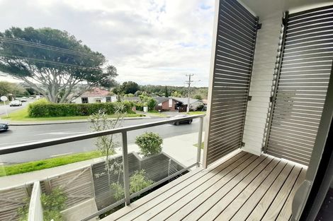 Photo of property in 11/50 Ocean View Road, Northcote, Auckland, 0627