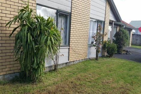 Photo of property in 2/11 Thomas Road, Flat Bush, Auckland, 2019