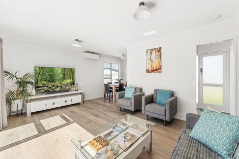 Photo of property in 16 Girven Road, Mount Maunganui, 3116