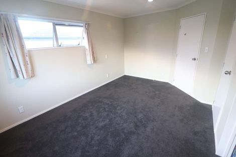 Photo of property in 10a Marie Crescent, Te Atatu South, Auckland, 0610